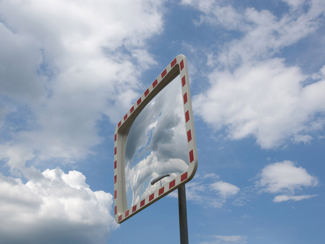ZF, company premises with Model LZ 127 "Count Zeppelin"